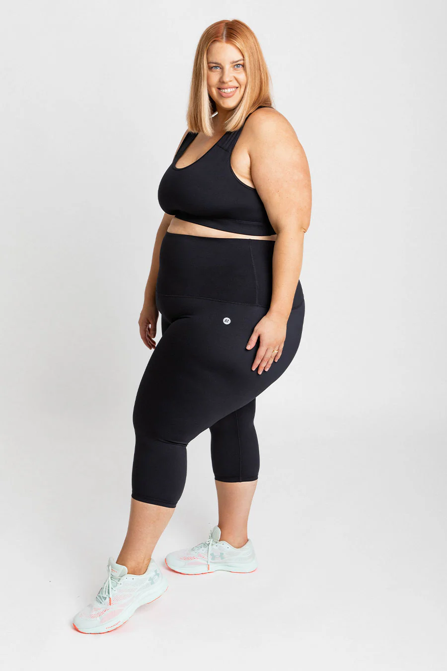 Essential High-Waist Move 3/4 Length Legging - Black - Image 7
