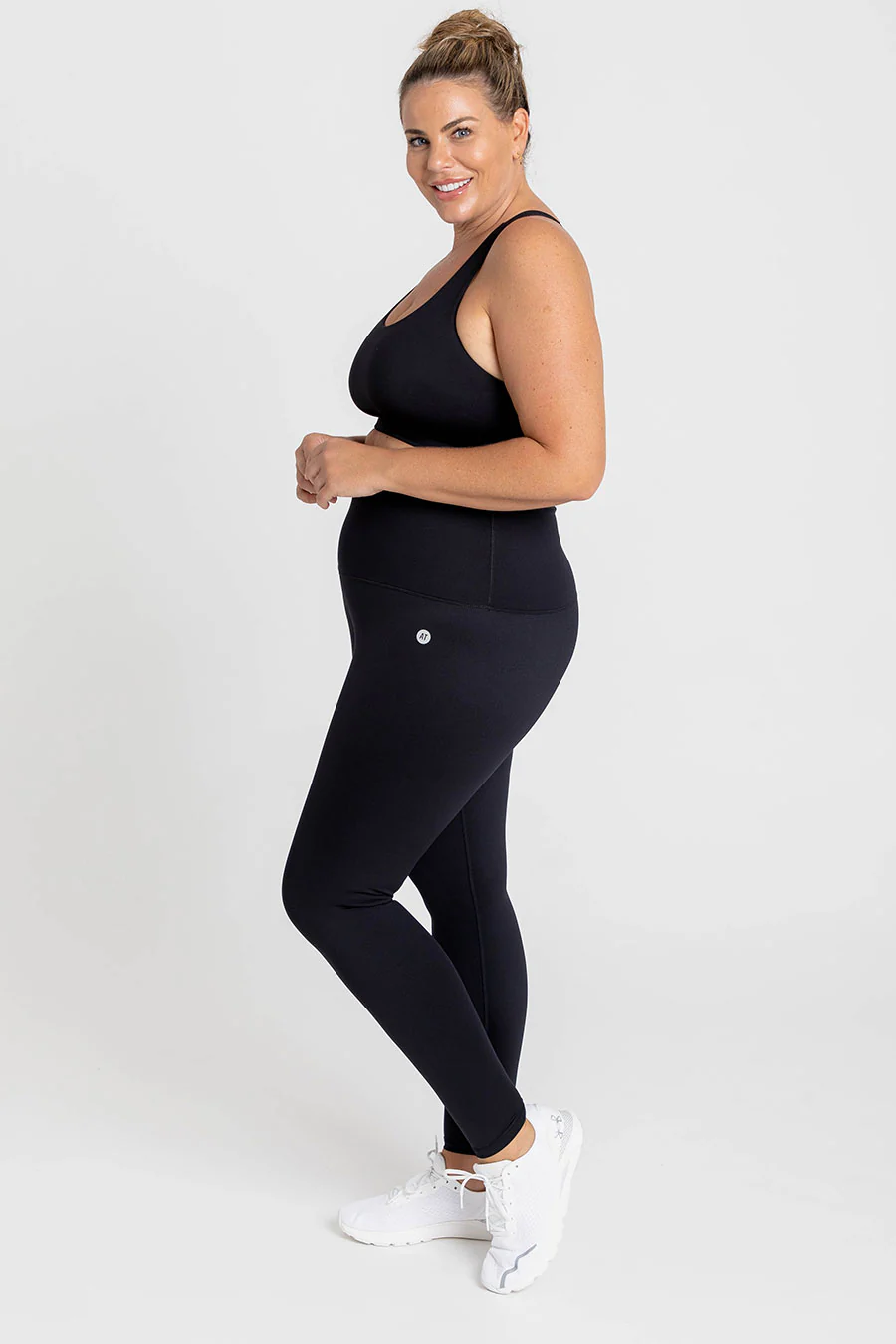 Essential High-Waist Move Legging - Black - Image 5