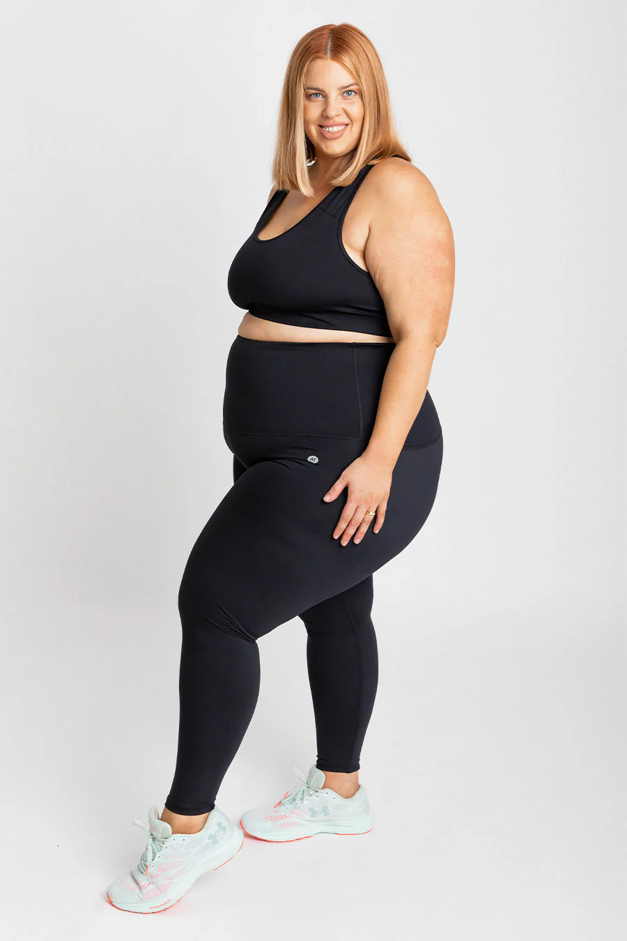 Essential High-Waist Move Legging - Black - Image 9