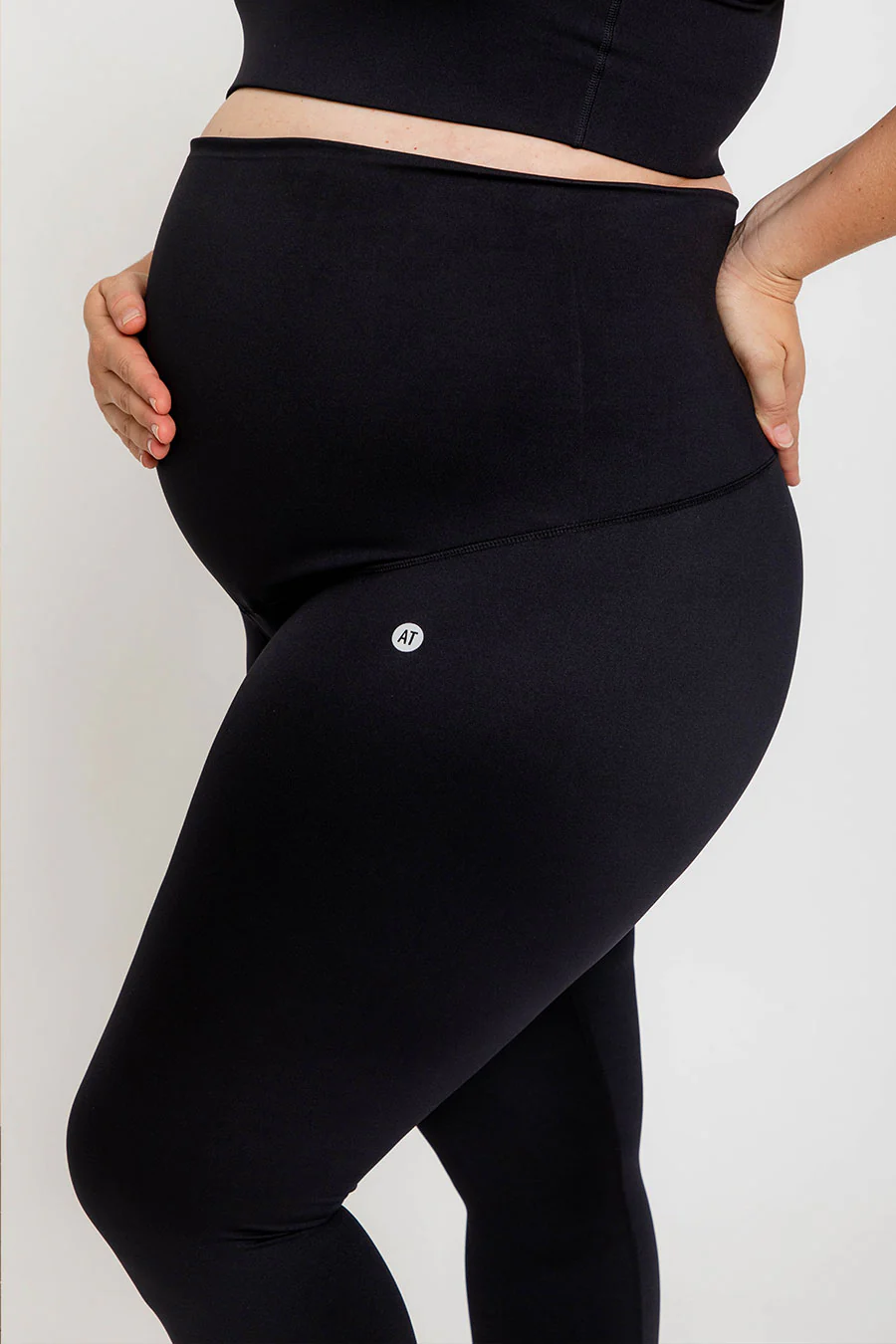 Maternity Support Move Legging - Black - Image 7