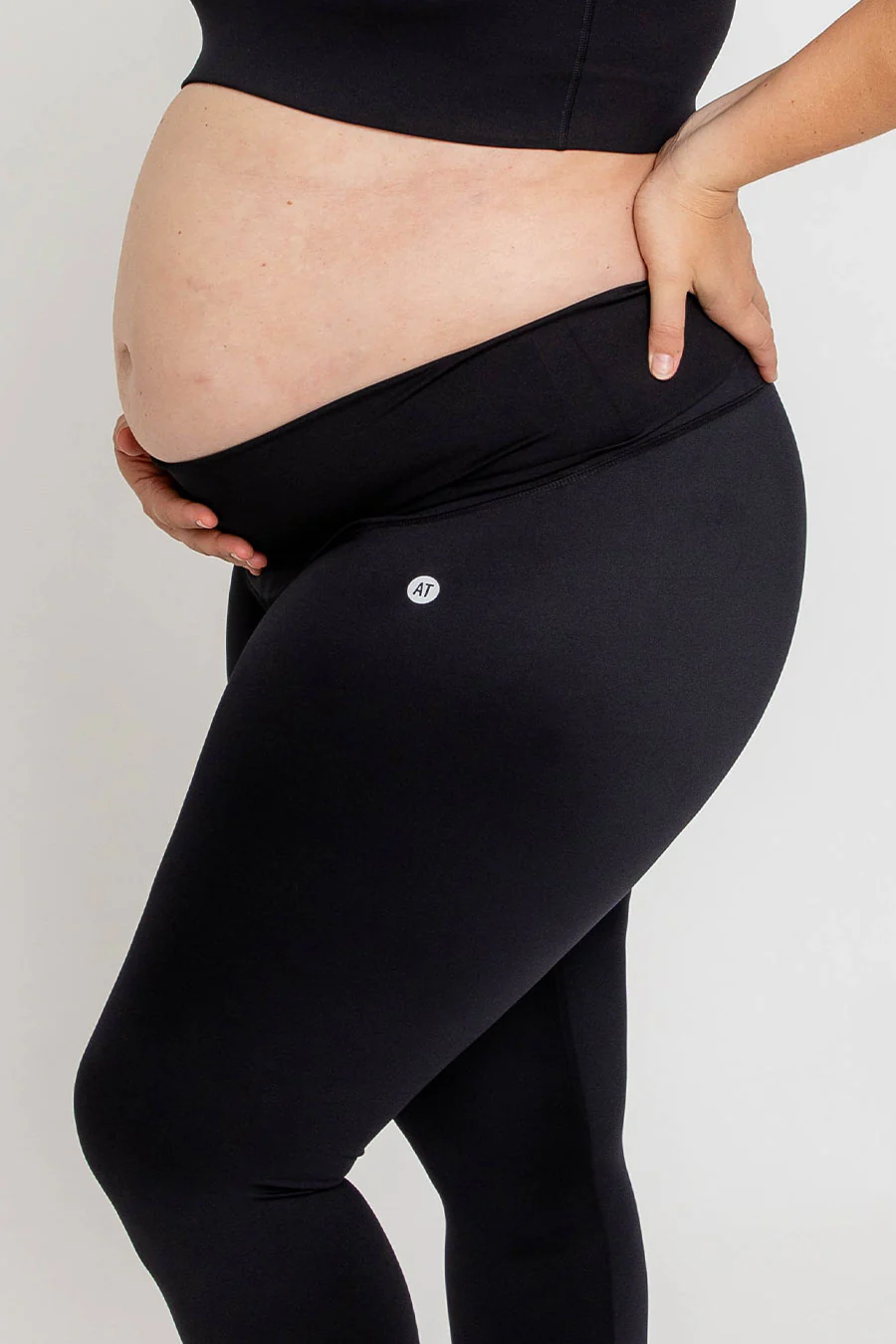 Maternity Support Move Legging - Black - Image 9