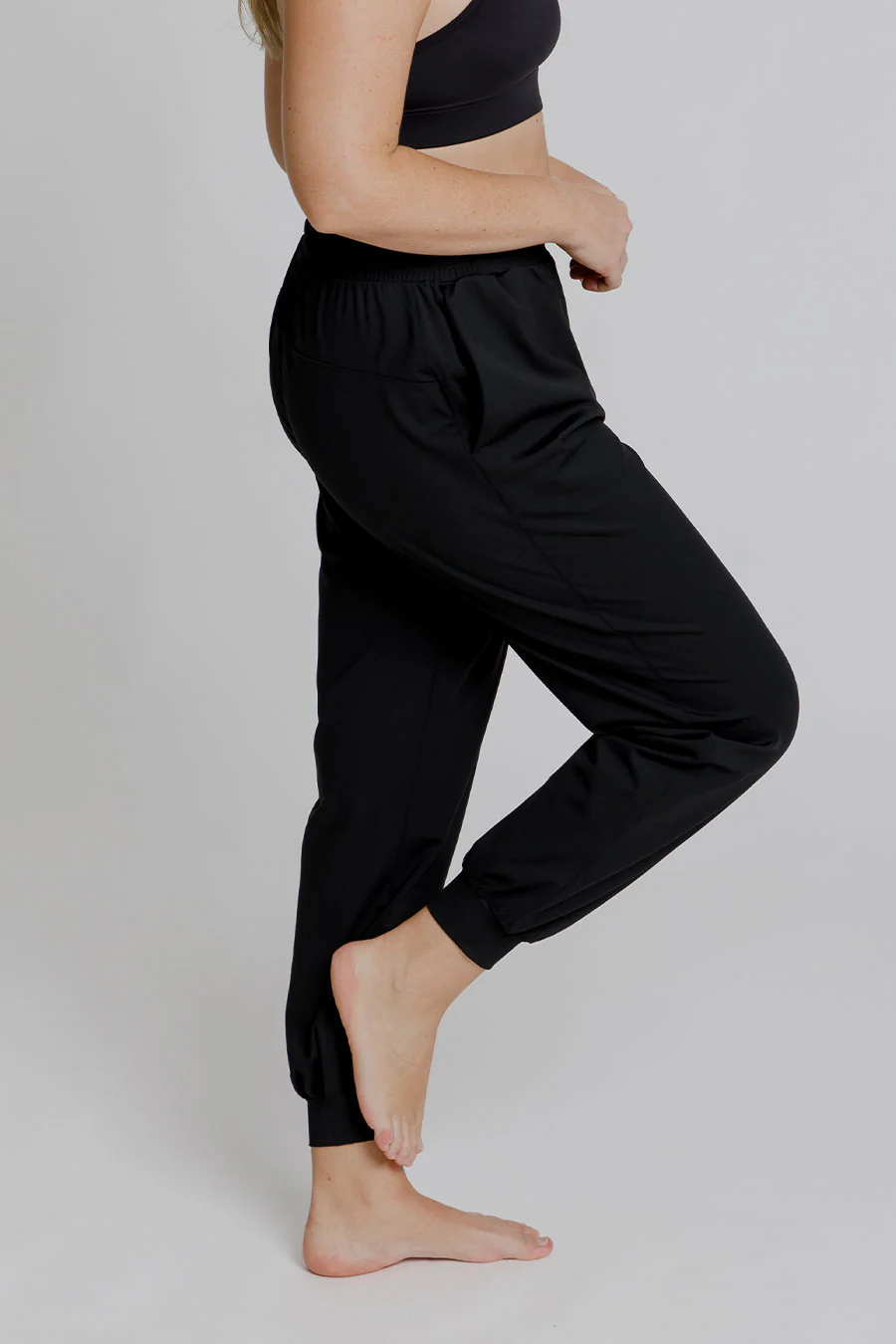 Smart Jogger - Black - Image 8