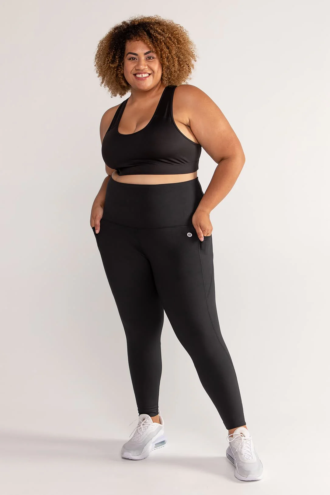 Training Pocket Move Legging - Black - Image 8